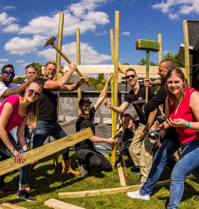 Dominator volunteer day photos