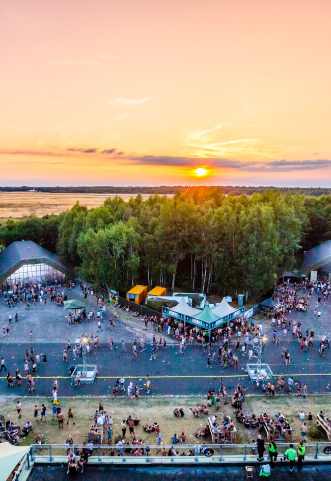 Check de plattegrond van AIRFORCE Festival en BASECAMP