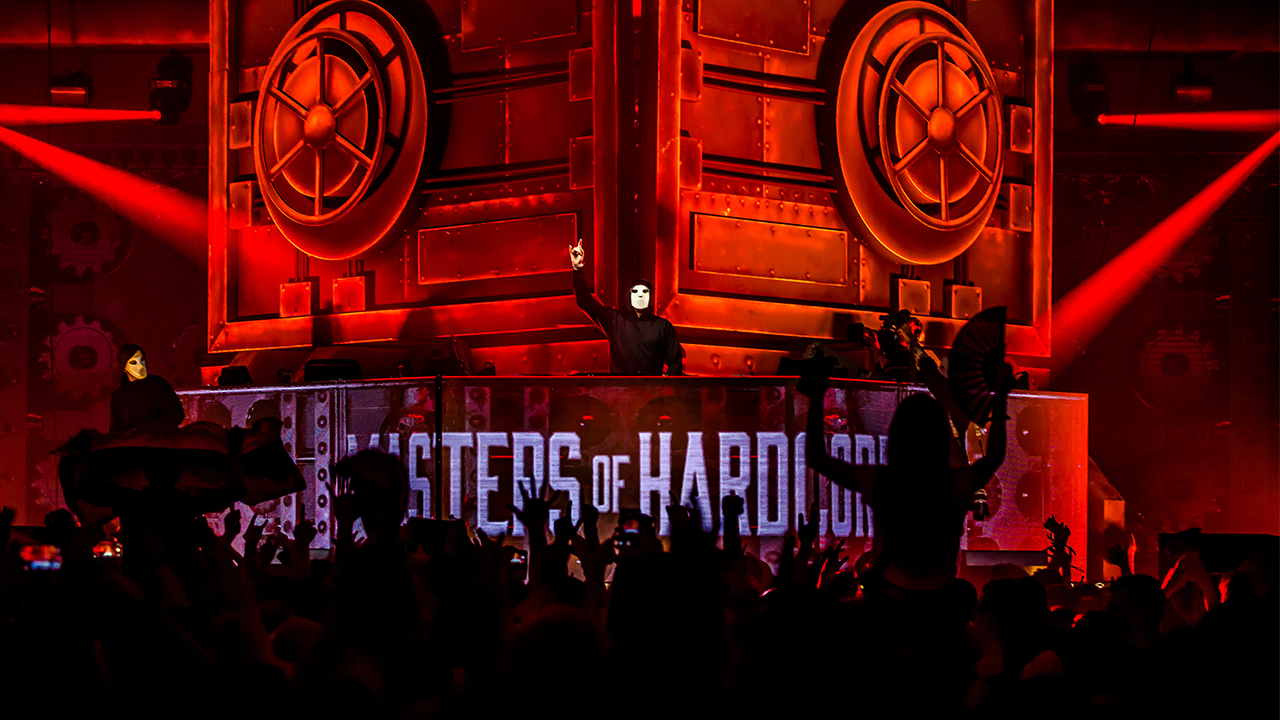 The liveset of Angerfist Live is now online!