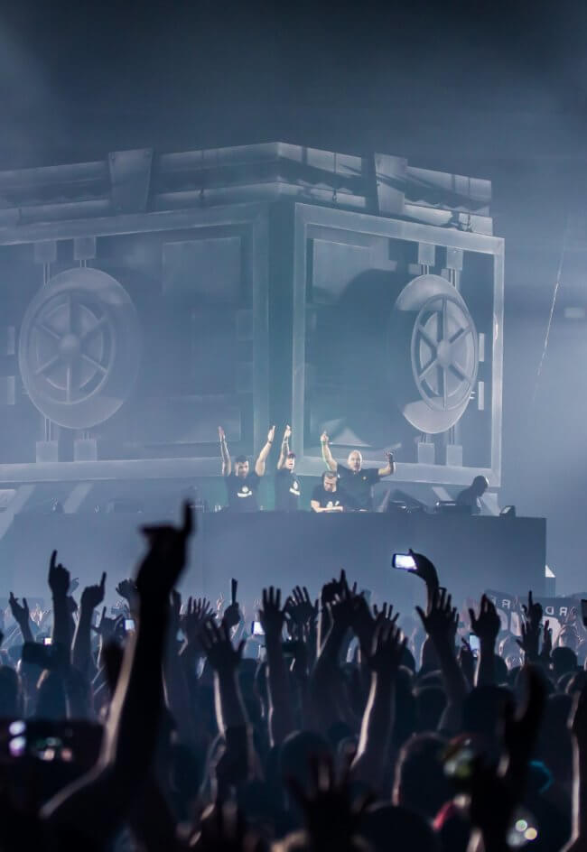 Bekijk de liveset van Guerrillas at Masters of Hardcore 2019 – Vault of Violence!