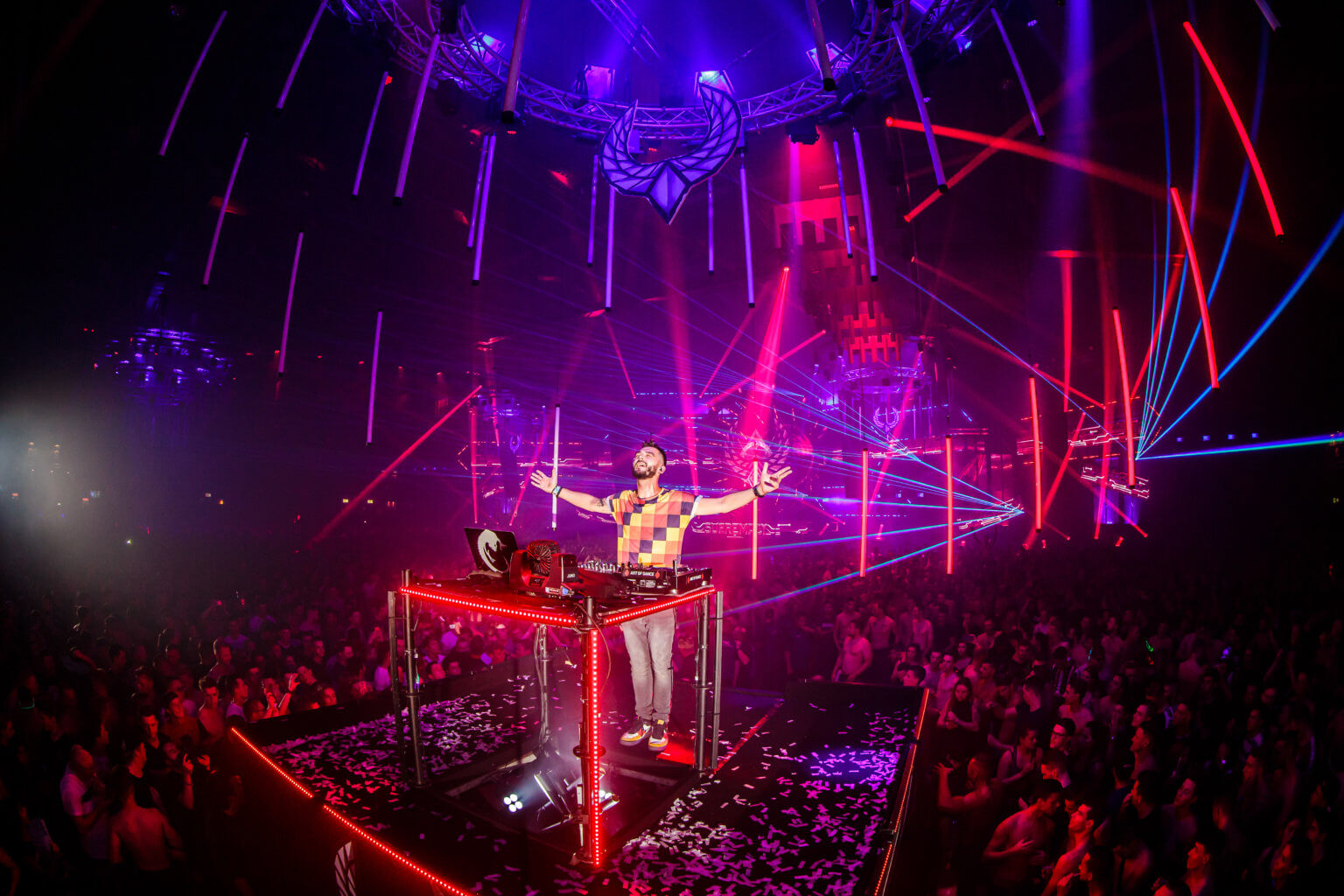 Relive the Supremacy 2019 liveset of Crypsis