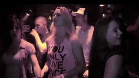 Dit is de officiële Aftermovie van Raw op je Dak 2014!