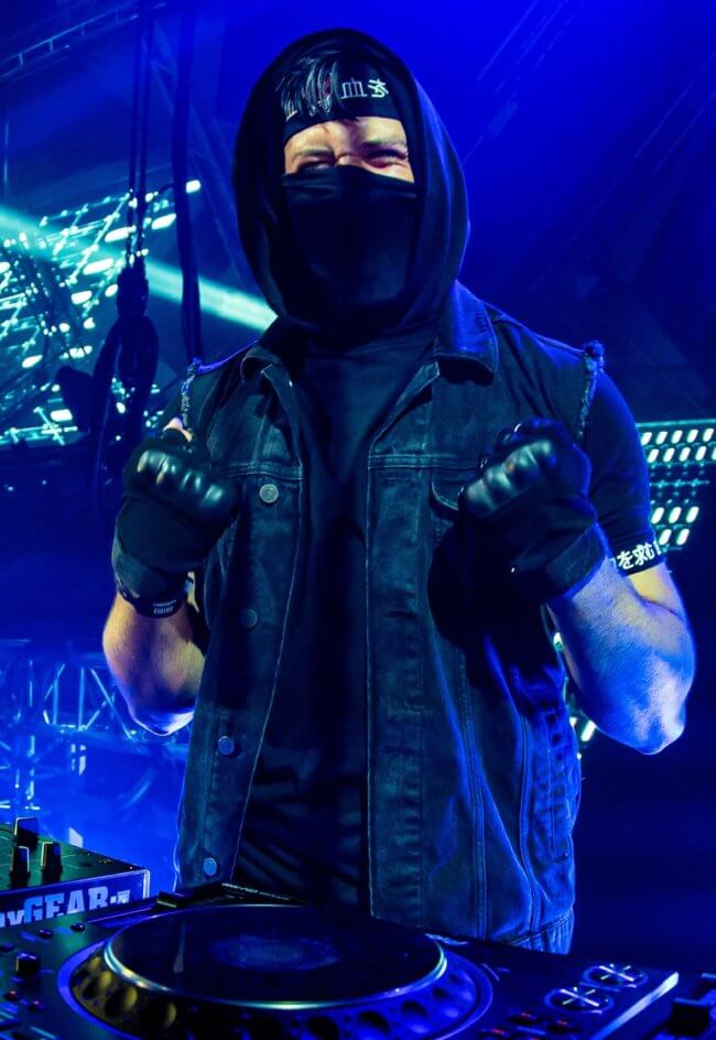 The Supremacy Live set of Bloodlust is out now!