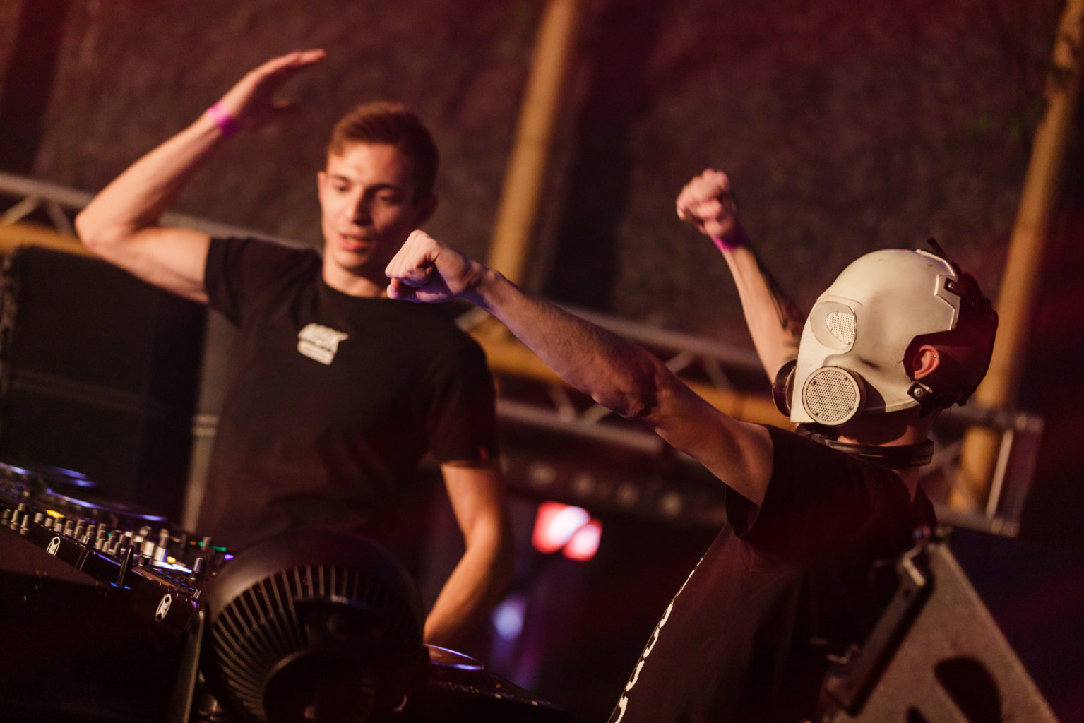 Listen to the sets of Barber and NSD vs MBK at Snakepit 2021!