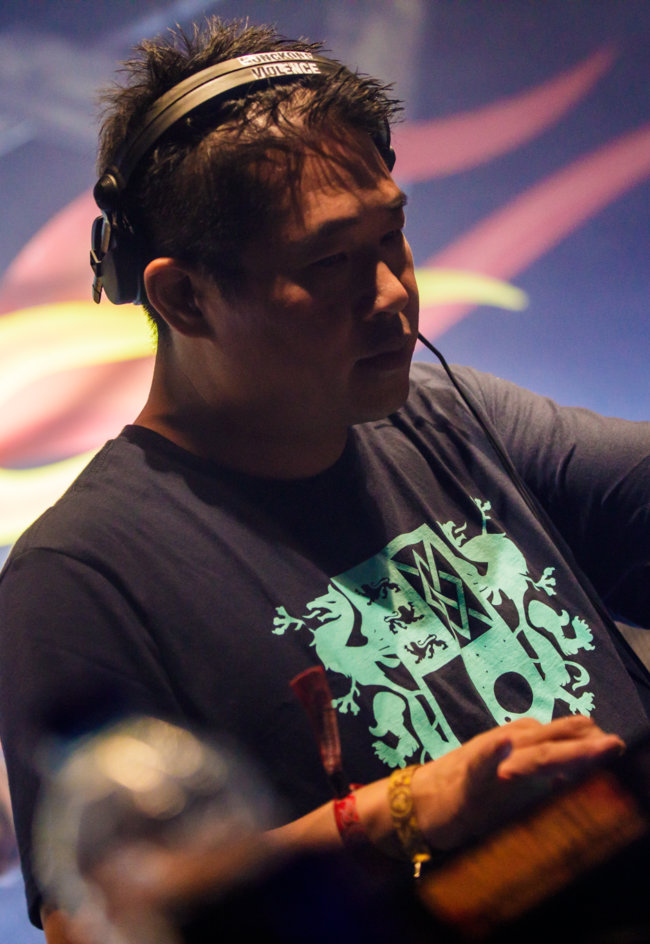 Get ready for Dominator with Akira!
