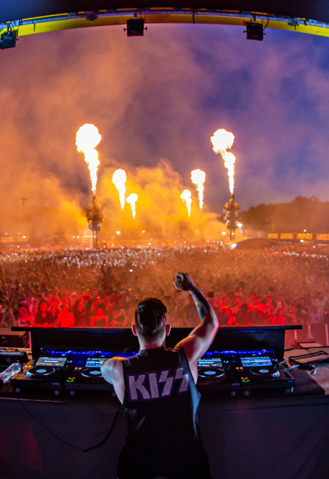 Bekijk de set van anthem maker Deadly Guns op Dominator Festival 2022!