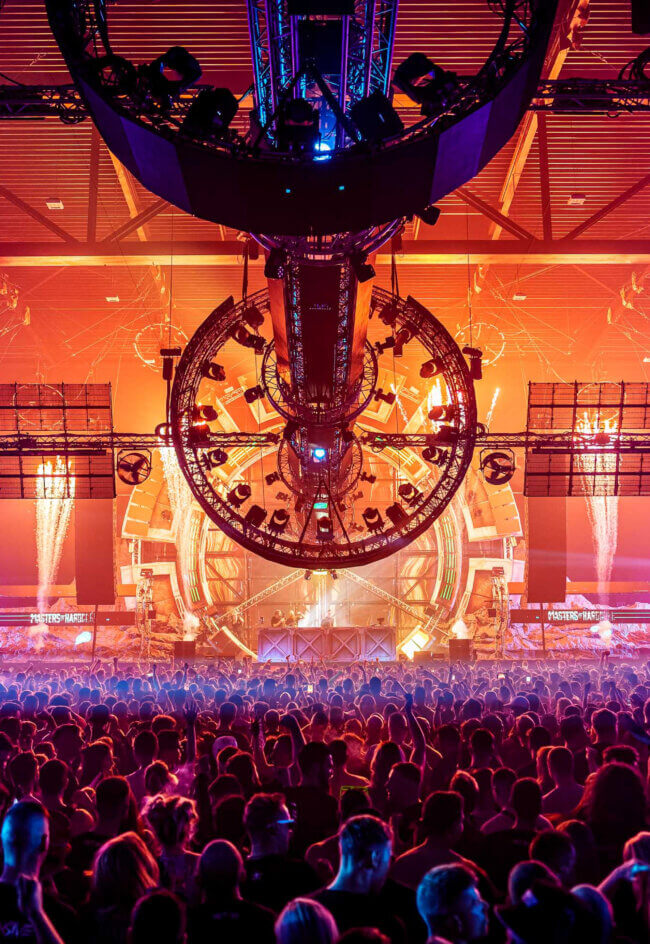 Dit is de complete line-up voor Masters of Hardcore 2024 – Time Heist