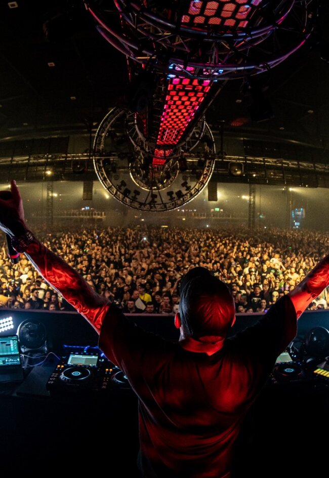 Relive the anthem set of Nosferatu at Masters of Hardcore 2023 – Cosmic Conquest now!