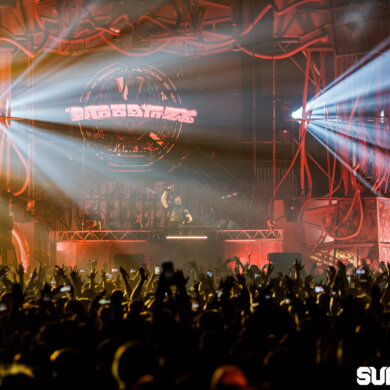 Photo album Supremacy 2023 – Raw Resurgence