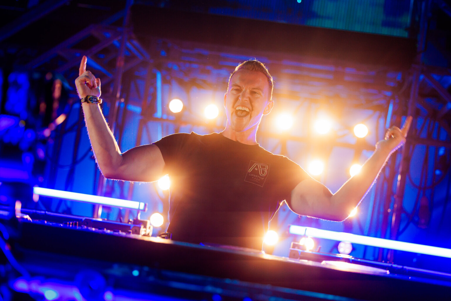 Physika at Supremacy 2023