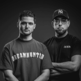 Akimbo
