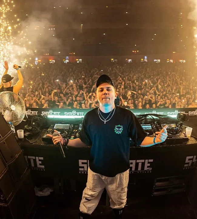 Anthem show by DJ Mad Dog & Dave Revan at SYNDICATE 2024