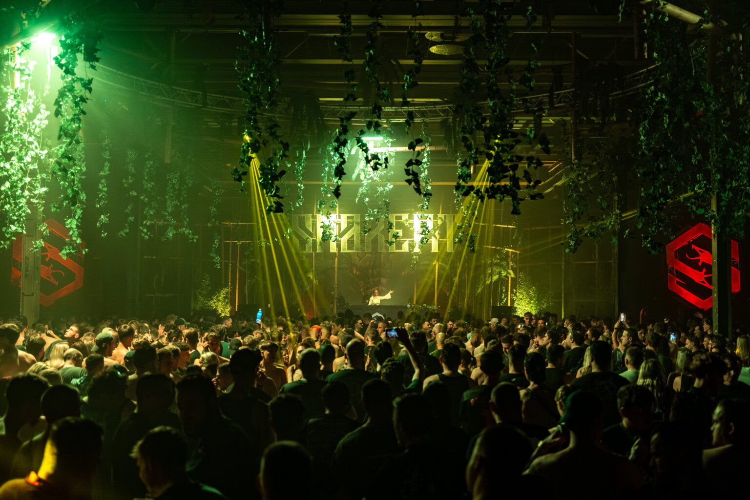 HERBELEEF SNAKEPIT 2025 MET HET OFFICIËLE FOTOALBUM